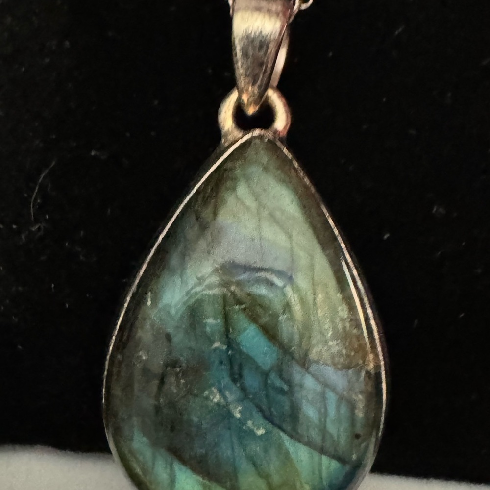 Labradorite necklace - Picture 4 of 4